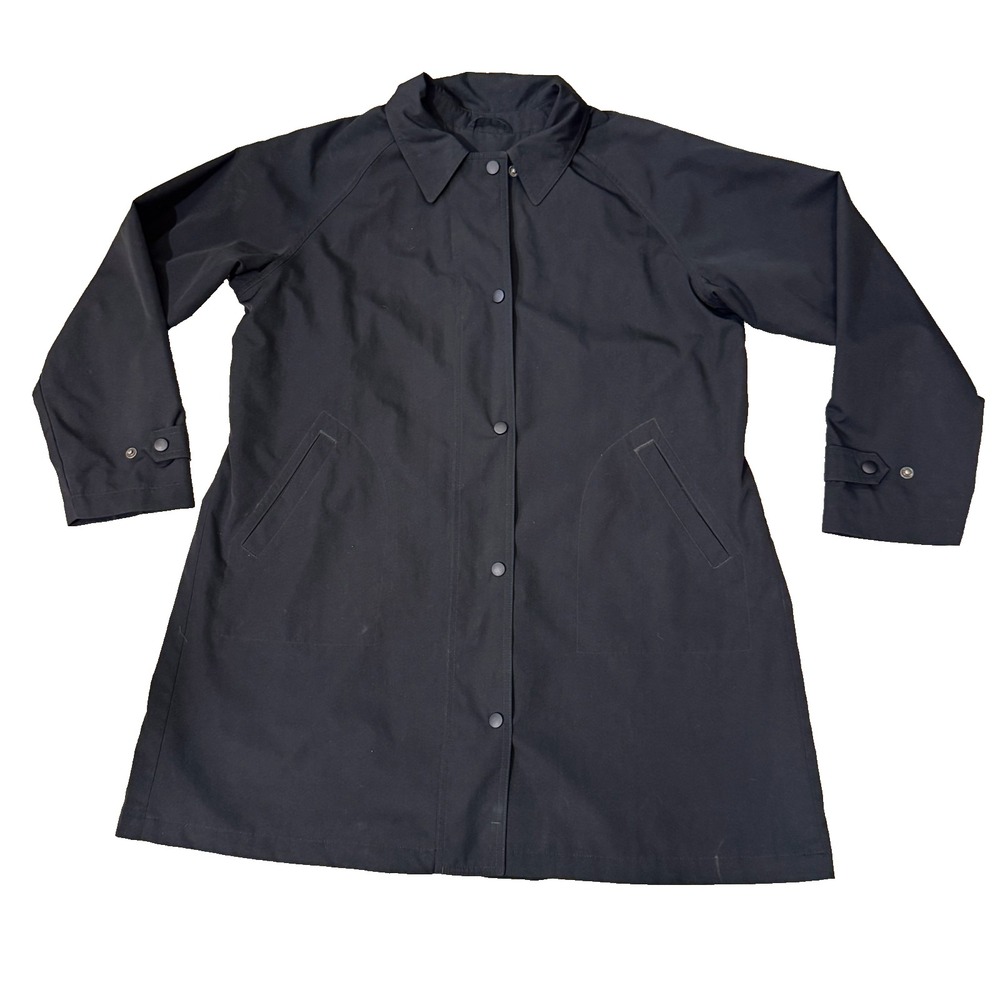 L.L.Bean Traveler Coat Women's L Petite Black Mesh Lined Waterproof Snap Front